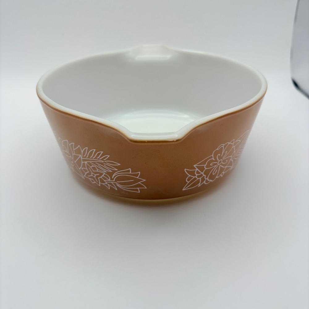 Pyrex Woodland 750ml Casserole Bowl Tan Floral 472-B No Lid - Picture 4 of 6